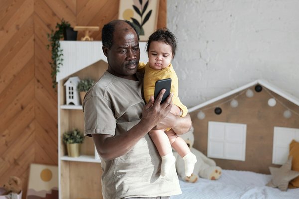 Acheter un iPhone 13 reconditionné : un appareil à la pointe de la technologie disponible à un prix accessible !